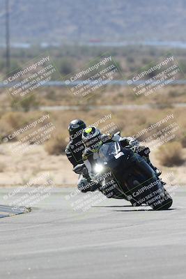 media/Oct-02-2025-Racers Edge (Thu) [[2c91cb6ab3]]/3-B Group/Session 3-Turn 16 (12pm)/